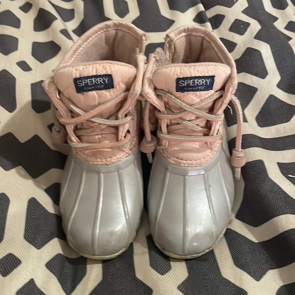 Used Pink Sperry Winter Boots - Size 8
